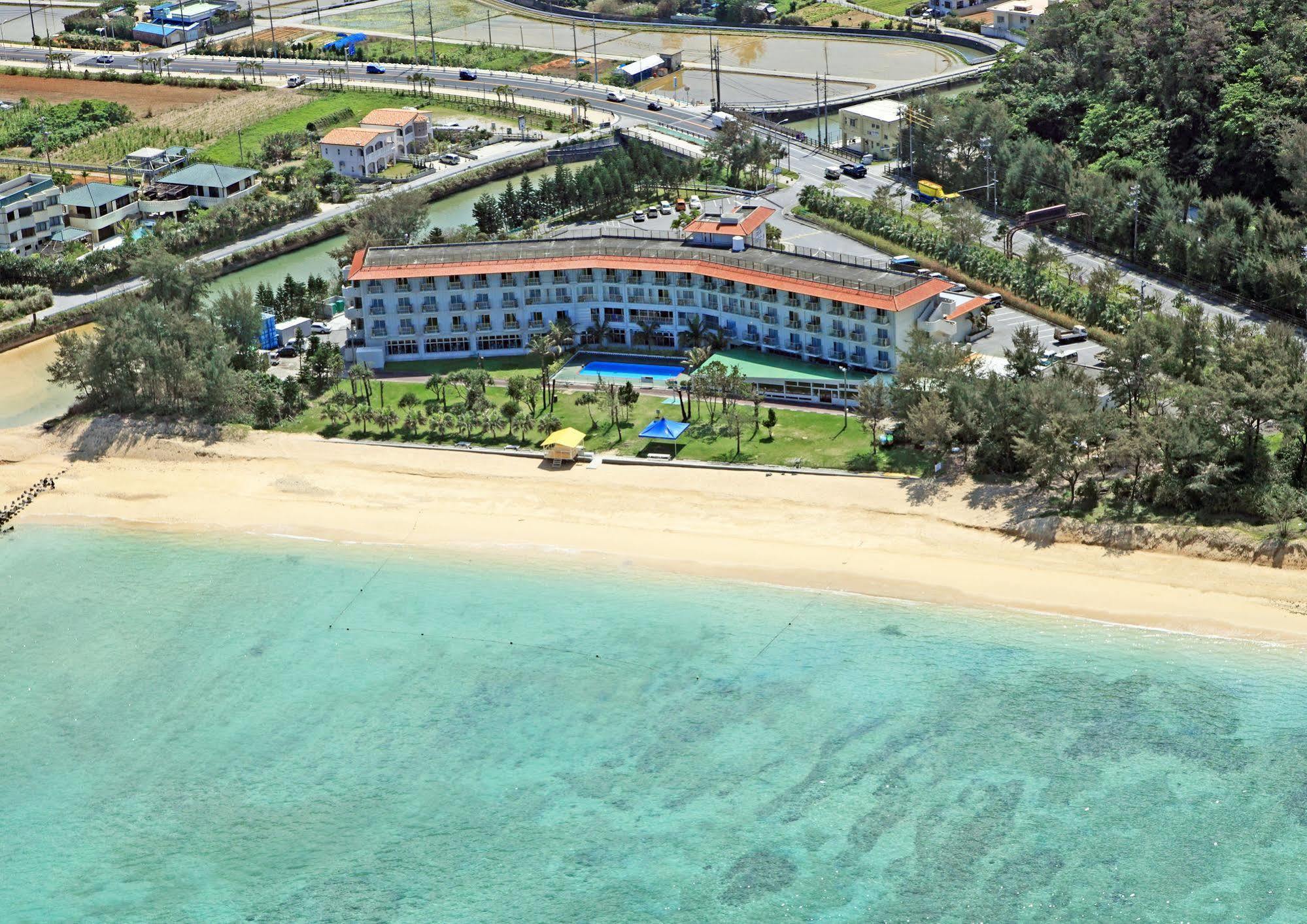 Miyuki Hamabaru Resort Onna Buitenkant foto