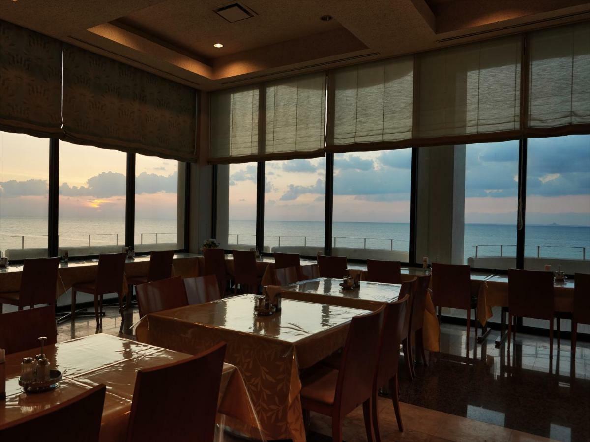 Miyuki Hamabaru Resort Onna Buitenkant foto